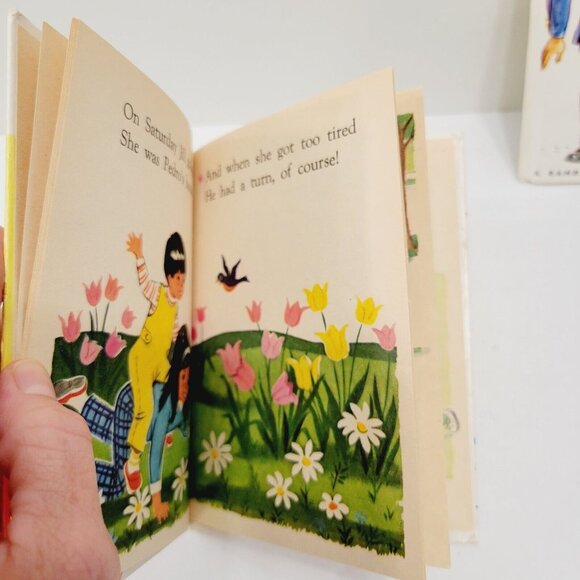 3 Vtg Mini Kids Rand McNally Books Hoppity Skip Policeman Dan Little Toy Train - Picture 6 of 14